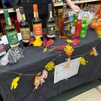 Photo taken at Leiser&amp;#39;s Liquors by Kimmie O. on 11/11/2023