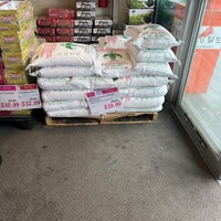 Photo taken at H Mart by Kimmie O. on 5/13/2024