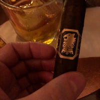 Das Foto wurde bei SoHo Cigar Bar von Patrick am 3/3/2022 aufgenommen