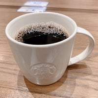 Photo taken at Starbucks by tyo on 3/27/2022