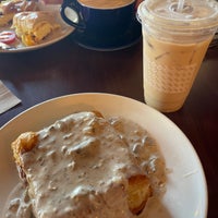 Photo taken at la Madeleine French Bakery &amp;amp; Café Alamo Heights by Victoria H. on 7/24/2021