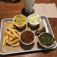 Photo taken at 4 Rivers Smokehouse by Goldie N. on 1/27/2018