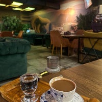 Photo taken at Bikka Coffee &amp;amp; Bistro by Yavuz on 12/7/2023