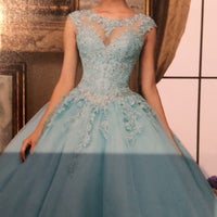 Vestidos De XV Quince Años - Tienda de ropa en Santiago de Querétaro