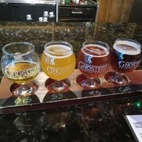 Photo taken at Ghostfish Brewing Company by Ryan P. on 12/4/2022