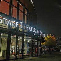 Photo taken at Stage Theater im Hafen by Deniz Ali G. on 1/8/2023
