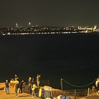 Photo prise au Mare Karaköy par Oky👑 Ö. le6/22/2022
