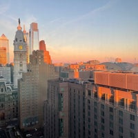 Foto scattata a Loews Philadelphia Hotel da Marissa R. il 11/20/2021