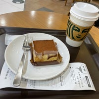 Photo taken at Starbucks by まけいぬZ on 2/2/2021