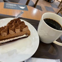 Photo taken at Starbucks by まけいぬZ on 3/9/2021