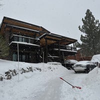 12/10/2022にVICTORがTahoe Donner Ski Resortで撮った写真