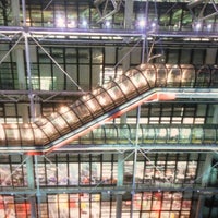 Photo prise au Centre Pompidou – Musée National d&amp;#39;Art Moderne par Mhmtali le5/28/2013