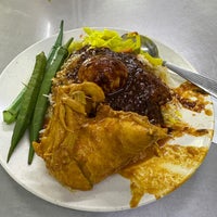 Photo taken at Nasi Kandar Line Clear by Kevin C. on 11/29/2023