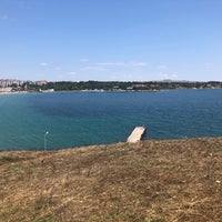 Photo taken at Hamzakoy Plajı by Meliss D. on 7/11/2022
