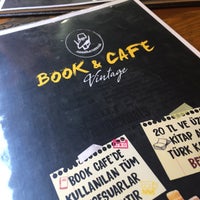 Photo prise au Abdülcanbaz Book &amp;amp; Cafe par Hüseyin Ü. le9/7/2019