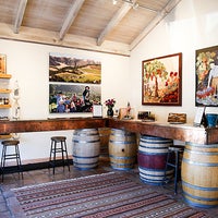 Photo prise au Parsonage Winery Tasting Room par Parsonage Winery Tasting Room le6/30/2016