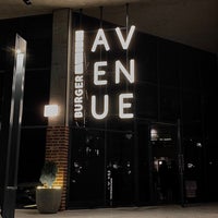 Photo taken at Avenue | افنيو by ABDULLAH on 12/5/2021