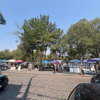 Photo taken at Plaza San Jacinto by منصور ب. on 3/30/2024