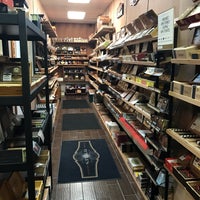 12/31/2016에 CJ R.님이 Tuttle&amp;#39;s Select Cigars에서 찍은 사진