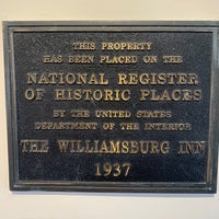 Foto tomada en Williamsburg Inn, an official Colonial Williamsburg Hotel  por CoverYourAssets I. el 12/31/2022