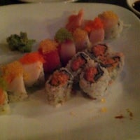 10/14/2012 tarihinde Rachel M.ziyaretçi tarafından Sushi Bar'de çekilen fotoğraf