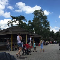 รูปภาพถ่ายที่ Dierenpark Emmen โดย Marit Q. เมื่อ 8/29/2015