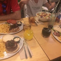 7/18/2015にJonathanがAlta Burgersíaで撮った写真