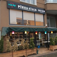 Foto scattata a Pizza Silla da SibeL🏀🎾🎱 il 11/5/2017