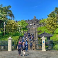 Снимок сделан в Candi Borobudur (Borobudur Temple) пользователем Agni I. 1/26/2024