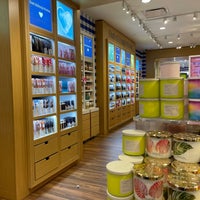 Photo taken at Bath &amp;amp; Body Works by Tinkerella&amp;#39;s t. on 3/17/2023