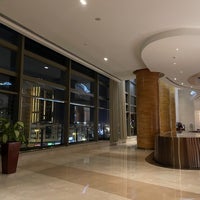 Foto diambil di Swissotel Al Ghurair oleh Eli H. pada 6/18/2023