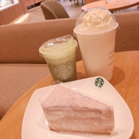 Photo taken at Starbucks by Cherina r. on 6/30/2021