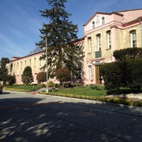 Photo taken at T.C. İstanbul Sabahattin Zaim Üniversitesi by Aslı Ş. on 3/8/2016