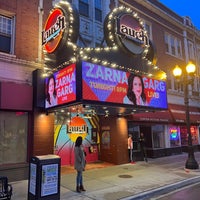 Photo taken at Laugh Factory by Rhea H. on 5/16/2022