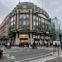 Photo taken at Rue de Rivoli by Sabri A. on 1/6/2023