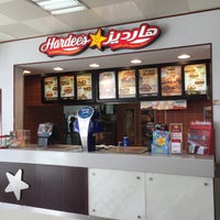 Photo taken at Hardees by Omar A. on 2/25/2016