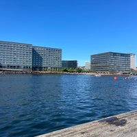 Photo taken at Islands Brygge by Sophia A. on 9/6/2023
