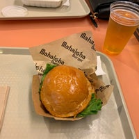 2/7/2020 tarihinde Takahiro S.ziyaretçi tarafından Mahaloha Burger'de çekilen fotoğraf