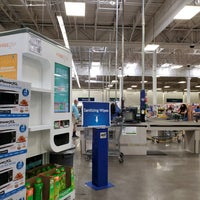 Photo taken at Sam&amp;#39;s Club by L L. on 9/15/2021