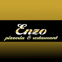 Photo prise au Enzo Pizzeria &amp; Restaurant par Enzo Pizzeria &amp; Restaurant le8/17/2015