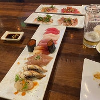 Foto tirada no(a) Sake2Me Sushi - Cerritos por Lester T. em 6/8/2022