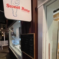 Photo taken at Sweet Rose Creamery by I on 10/9/2021