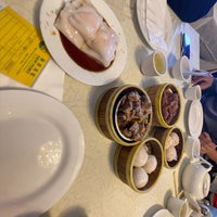 Photo taken at New Port Dimsum &amp;amp; Seafood Restaurant (新港海鮮酒家) by Carol L. on 11/25/2021