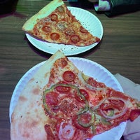 Foto diambil di Big Mario&amp;#39;s Pizza oleh Carol L. pada 4/12/2023