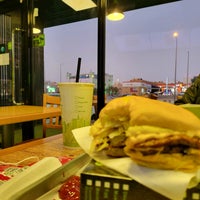 Photo taken at B1 Grilled Burger by Fahad on 3/17/2022