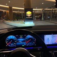 Photo taken at Al Faisaliyah Hotel by A رجعت الحساب on 4/1/2024