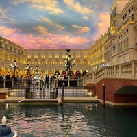 Photo taken at Canaletto Ristorante Veneto Las Vegas by ABDULRAHMAN A. on 7/8/2022