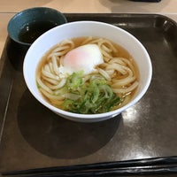 Photo taken at 成蹊大学 学生食堂 by 火種 (. on 4/20/2022