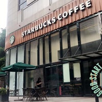 Photo taken at Starbucks by Abdullah Z. on 4/10/2019