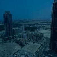 Foto tirada no(a) Fraser Suites Dubai por NA em 7/4/2023